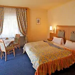 Landgasthof Deutsche Eiche 호텔 3*