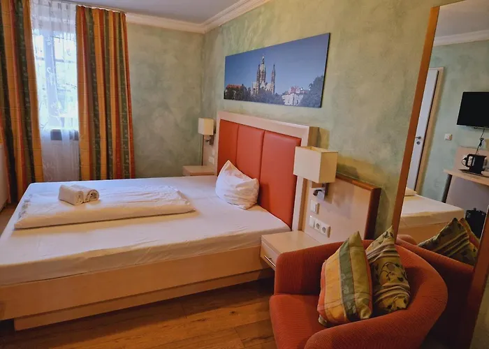 Landgasthof Deutsche Eiche 3* Monachium