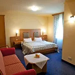 Landgasthof Deutsche Eiche 3* ميونيخ