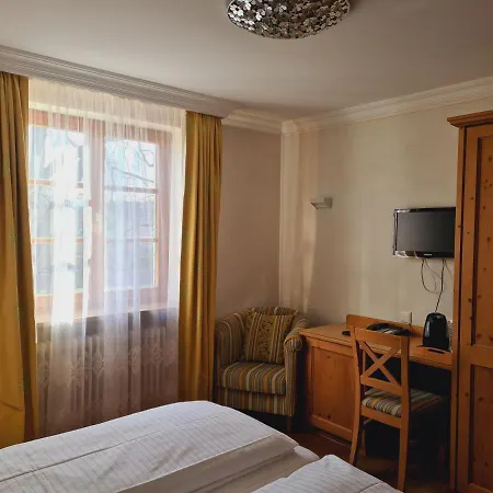 Отель Landgasthof Deutsche Eiche 3*
