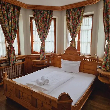 Отель Landgasthof Deutsche Eiche 3*