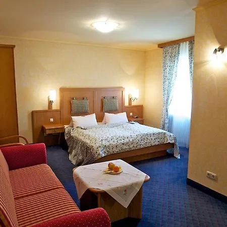 Landgasthof Deutsche Eiche 3* Mnichov