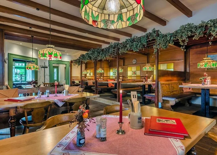 Landgasthof Deutsche Eiche Отель Мюнхен