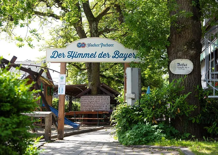 Отель Landgasthof Deutsche Eiche Мюнхен