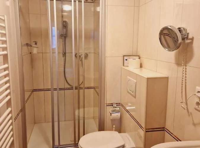 Landgasthof Deutsche Eiche Отель Мюнхен