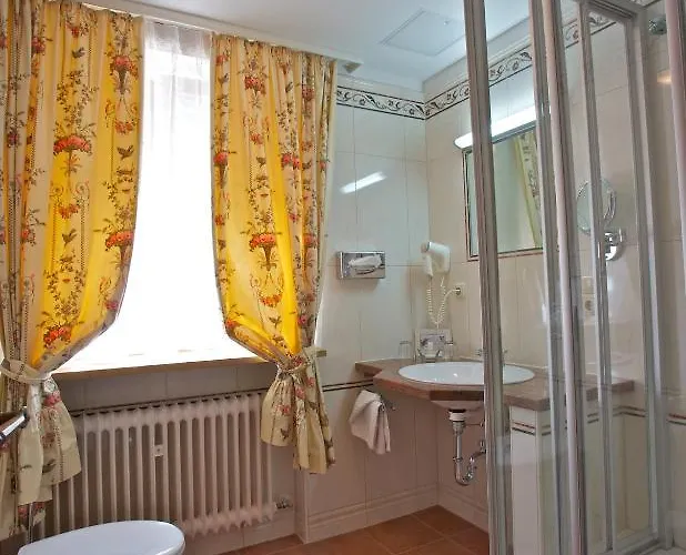 Landgasthof Deutsche Eiche 3* 뮌헨